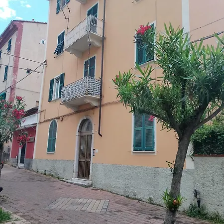 Margherita - Citra 011015-lt-1929 * La Spezia